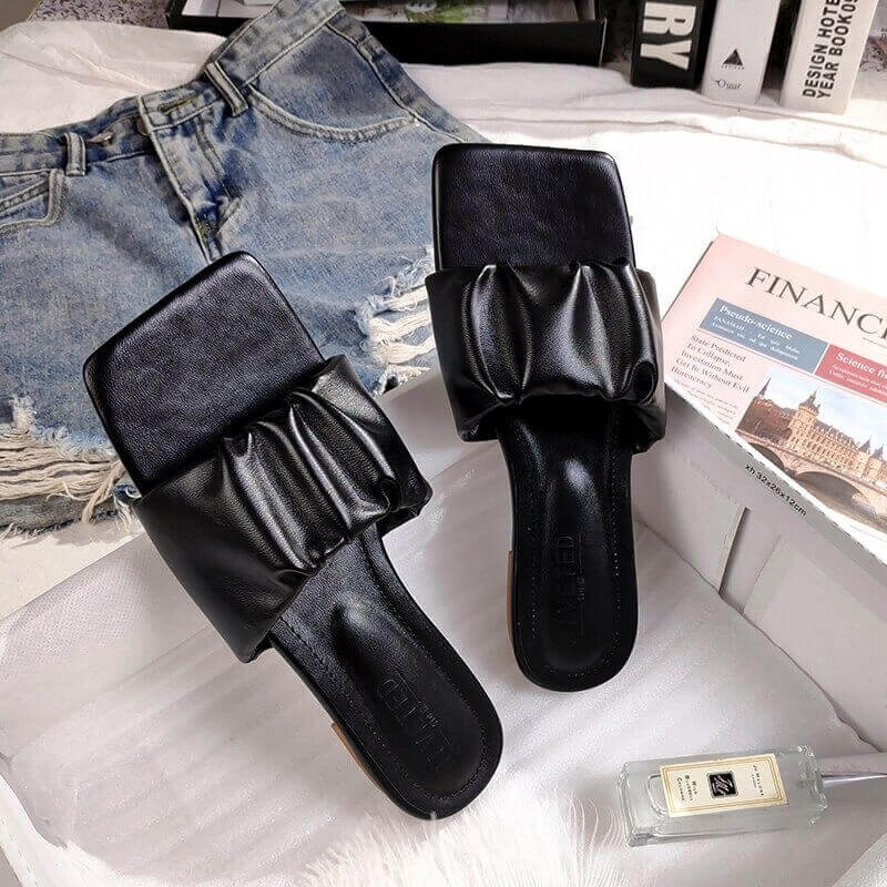 Summer new women's outdoor flat slippers Roma style PU red black white large size sandals fashion you rubber