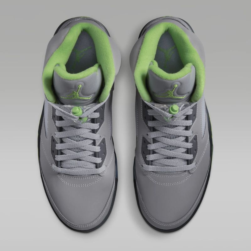 Air J 5 Retro “Green Bean” shoe