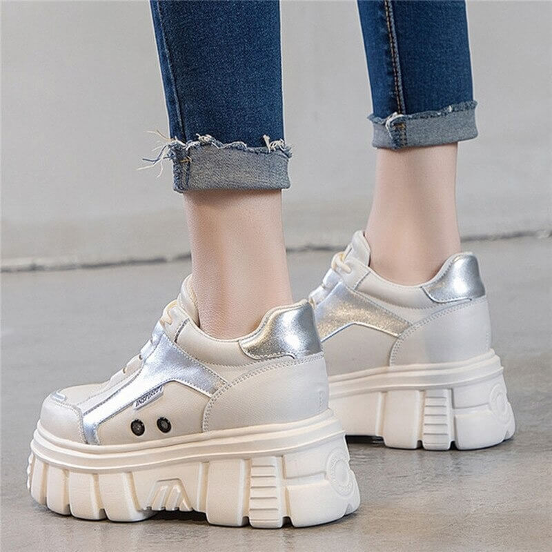 Women shoe winter new leather, fashion small white shoe women comfortable thick bottom non-slip